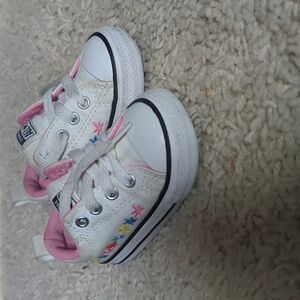 Converse Kids' Cream and Pink Star Sneakers